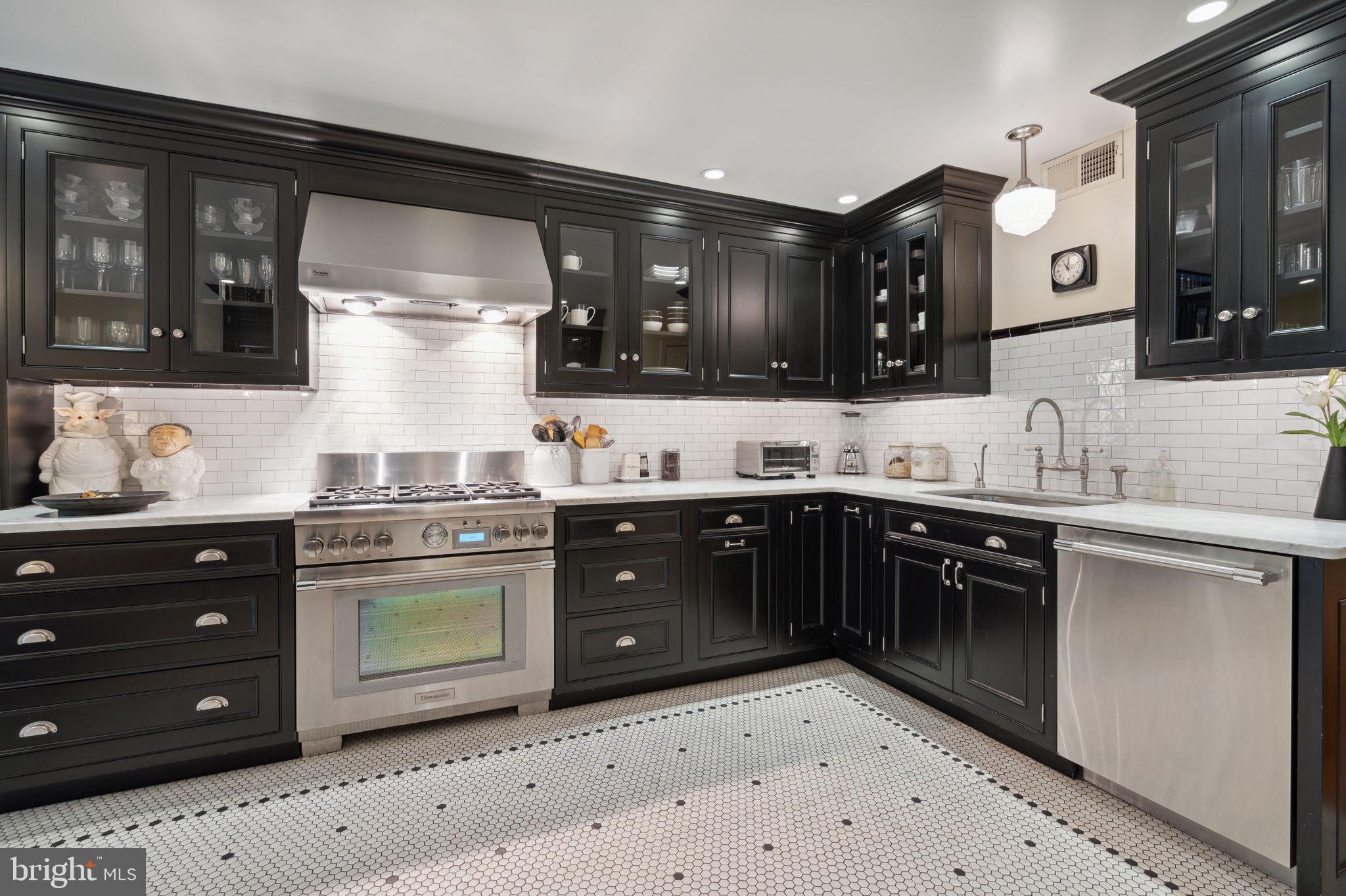 RITTENHOUSE SQUARE - Residential