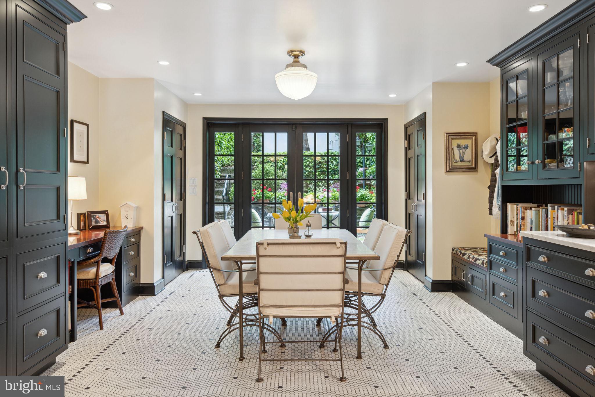 RITTENHOUSE SQUARE - Residential