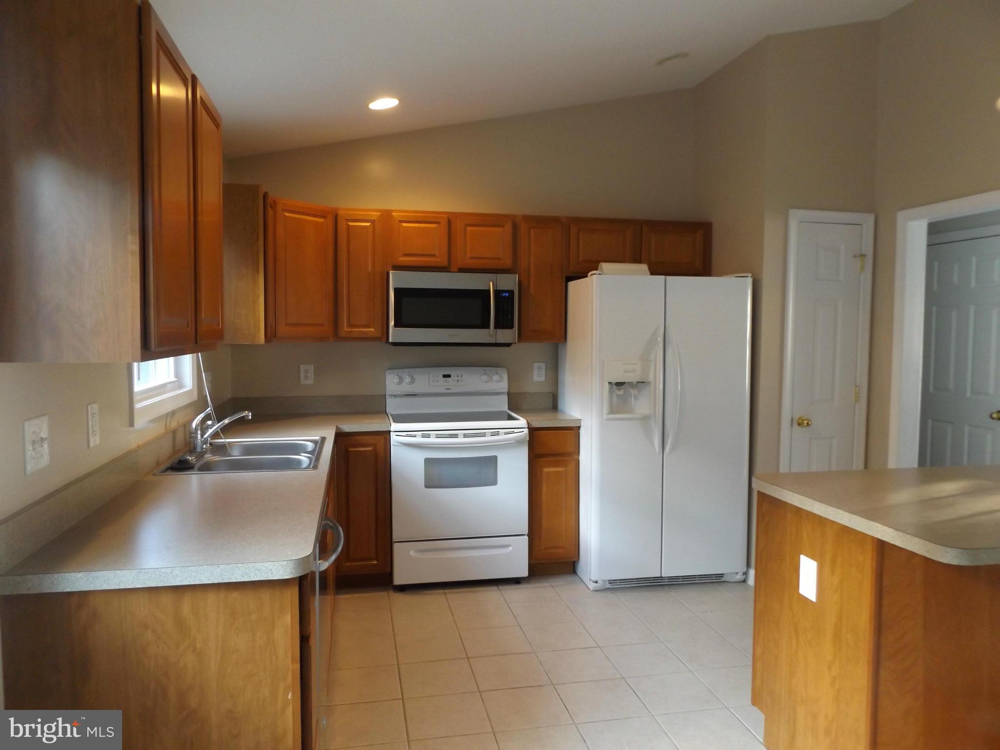 INWOOD VILLAGE - Residential