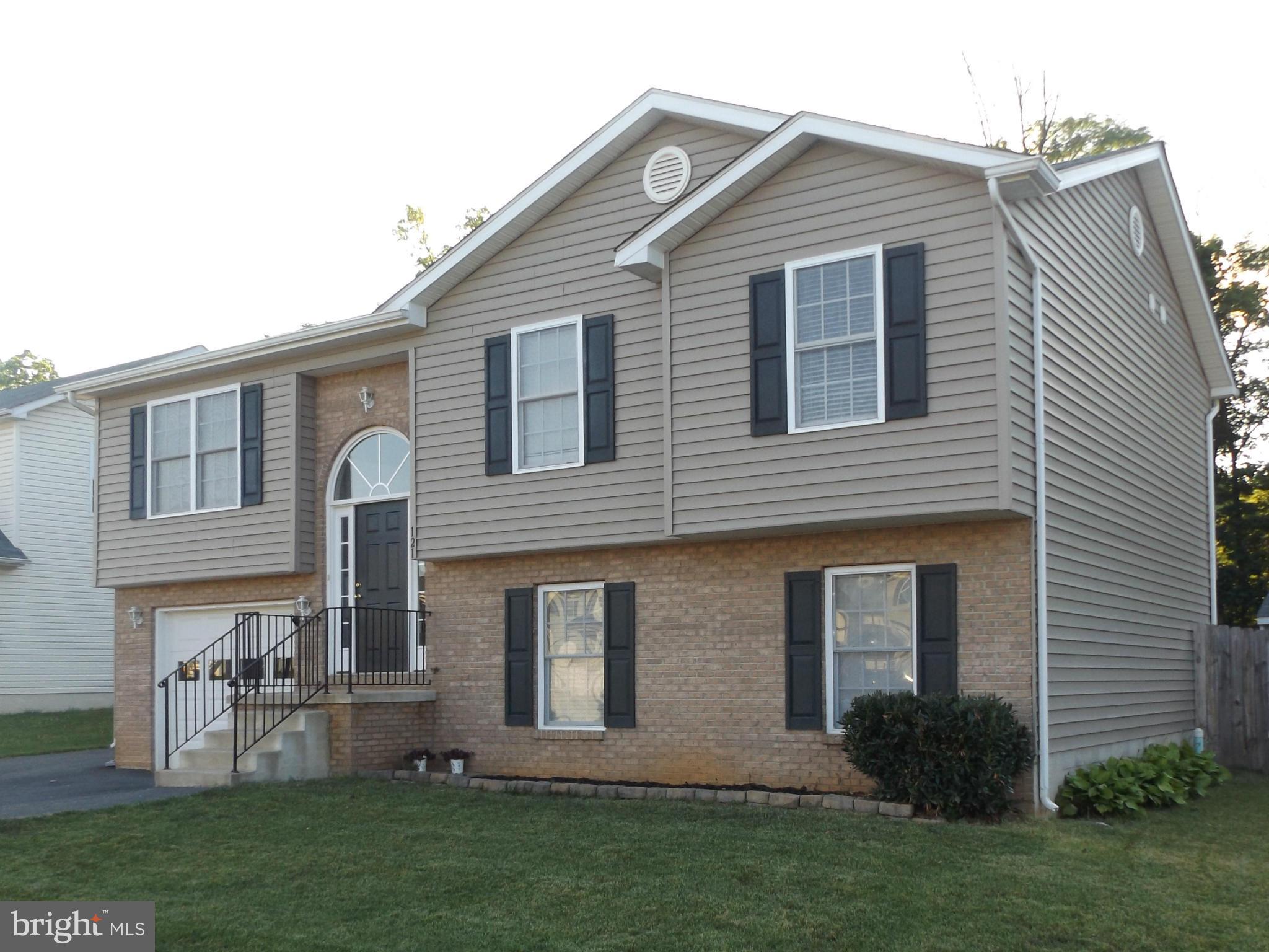 INWOOD VILLAGE - Residential