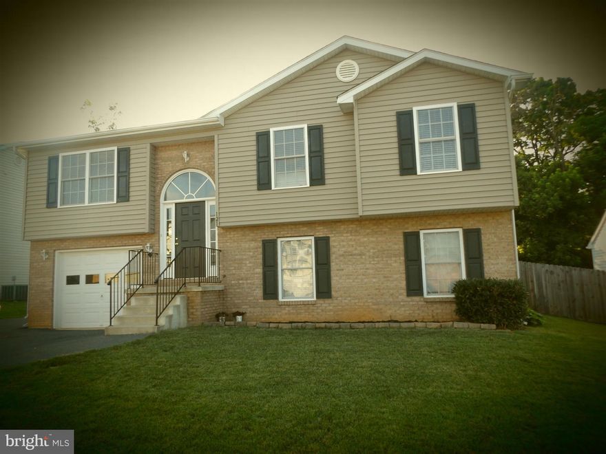 This 3 bedroom, 3 bath home features tile floors in kitchen and baths, new paint, new carpet, fenced in yard with storage shed and much more! Have those summer barbecues on the back deck! Family room and full bath in basement with outside access.This home is move in ready! Comes with home warranty!