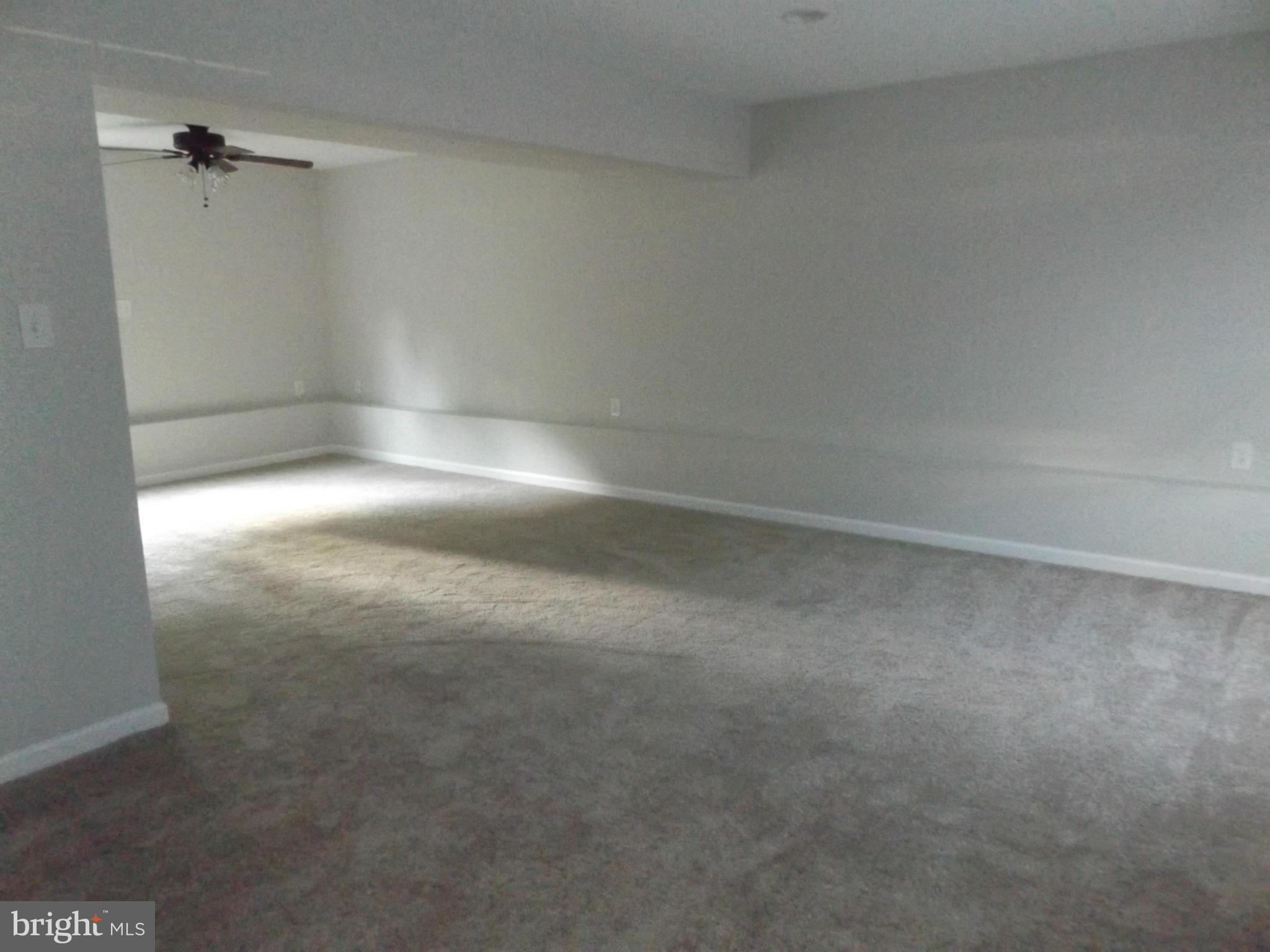 INWOOD VILLAGE - Residential