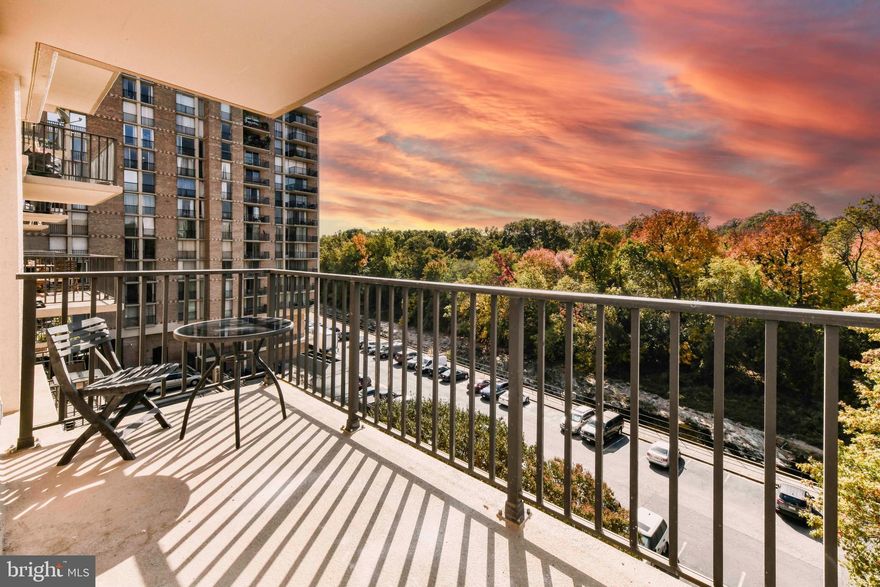 Remodeled & Gorgeous 1BR, 1BA Condo in The Carlton of Arlington*Lovely hardwood floors entire main level with neutral paint tones throughout*Kitchen with Quartz Countertops, ample cabinetry in tones of white, complementary subway tile backsplash, and updated stainless steel appliances*Spacious living room off kitchen with sliding glass doors leading to balcony* Spacious bedroom with ample closet space and access to balcony.* Updated, sleek, and modern full bathroom.* Multiple laundry rooms on each floor, with one just steps away from the unit*Building amenities include 24 hour security & concierge desk in Lobby Interior*Condo amenities include Gym, Tennis Courts, Pool, Party Room, Fitness Center Large fully equipped fitness center Tennis Courts – Two tennis courts Dog Parks – Close by dog parks Pool – Large outdoor pool Party Room Right on the bike path (four mile run trail and W&OD Trail)*Only one pet allowed, the weight of the pet is not to exceed 25 pounds*