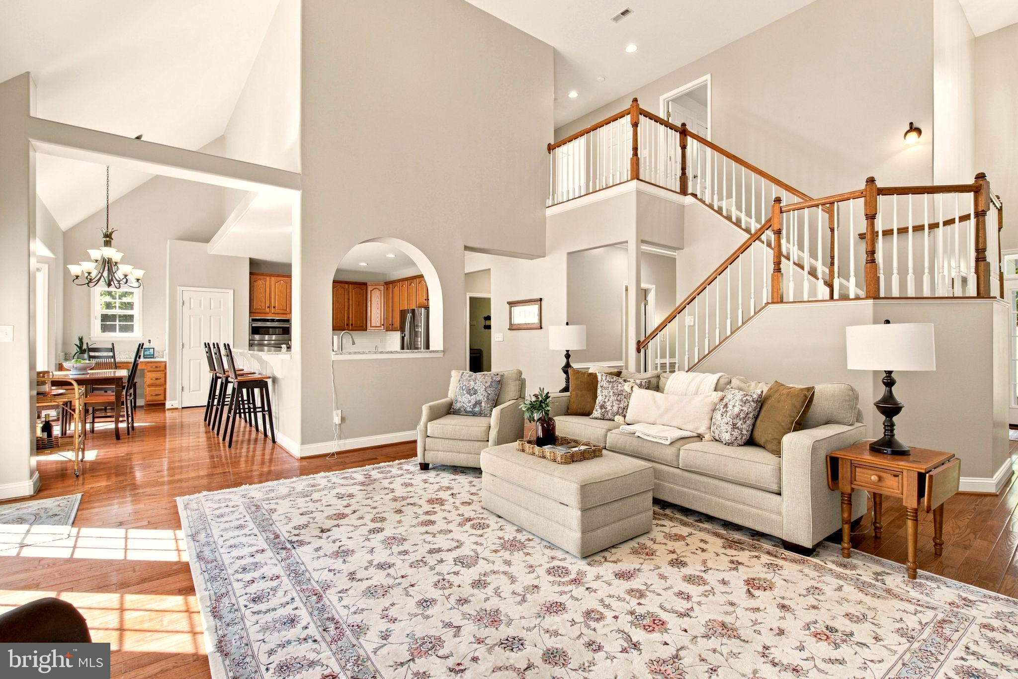 6 ARDEN LANE