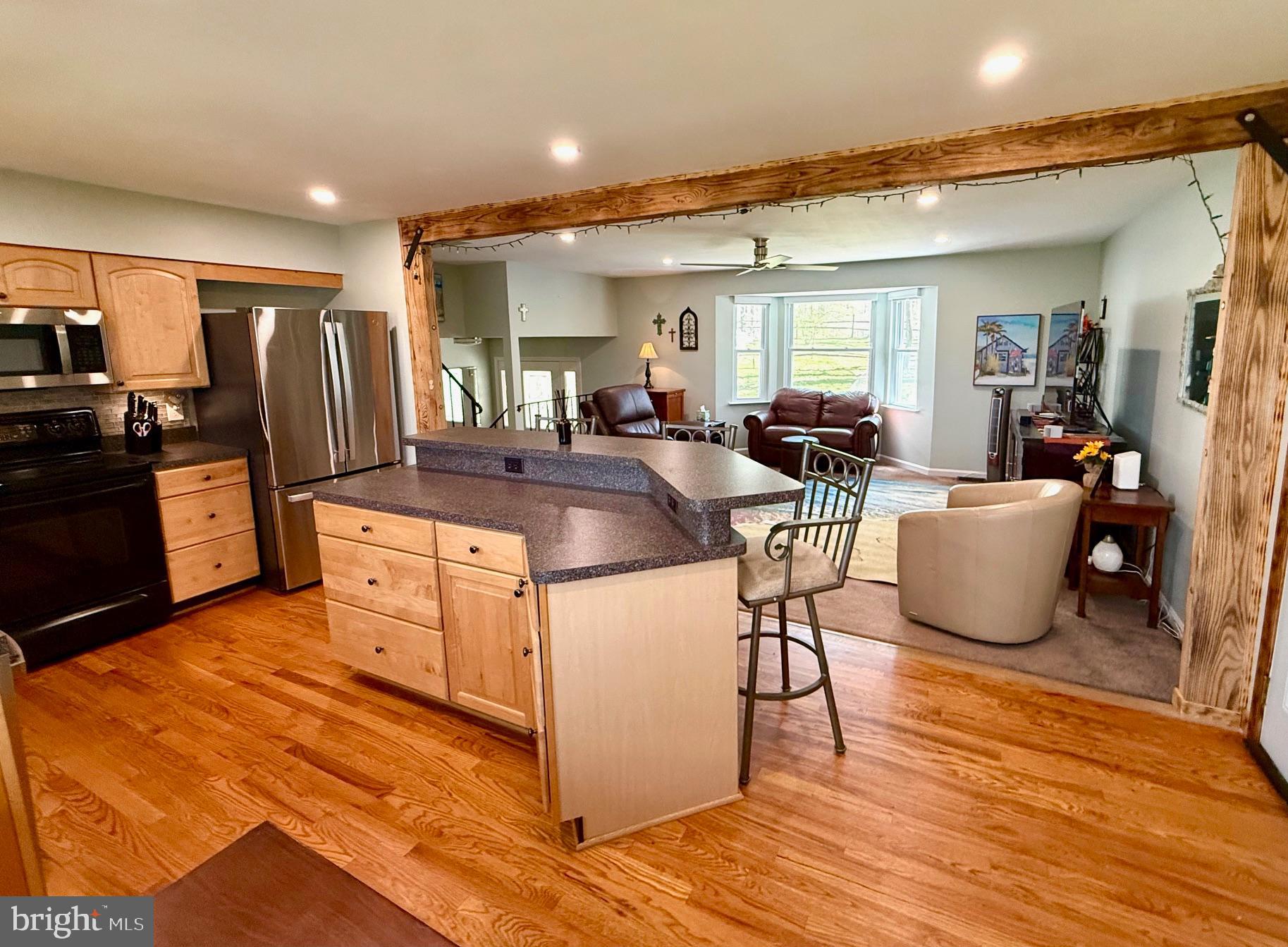 LAKE KARYLBROOK - Residential