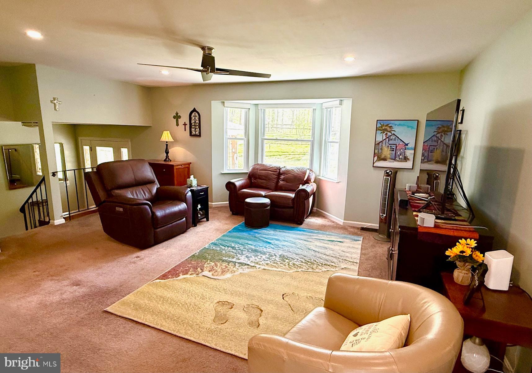 LAKE KARYLBROOK - Residential