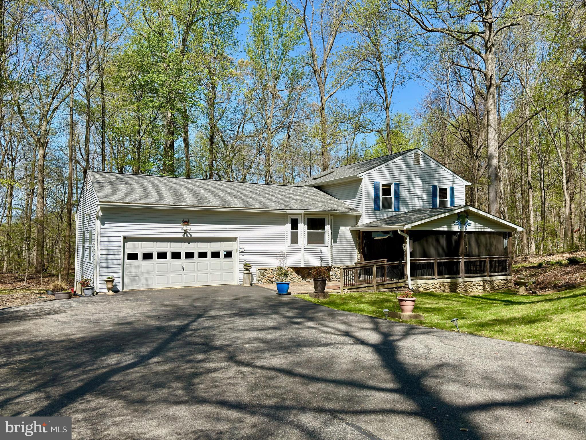 LAKE KARYLBROOK - Residential