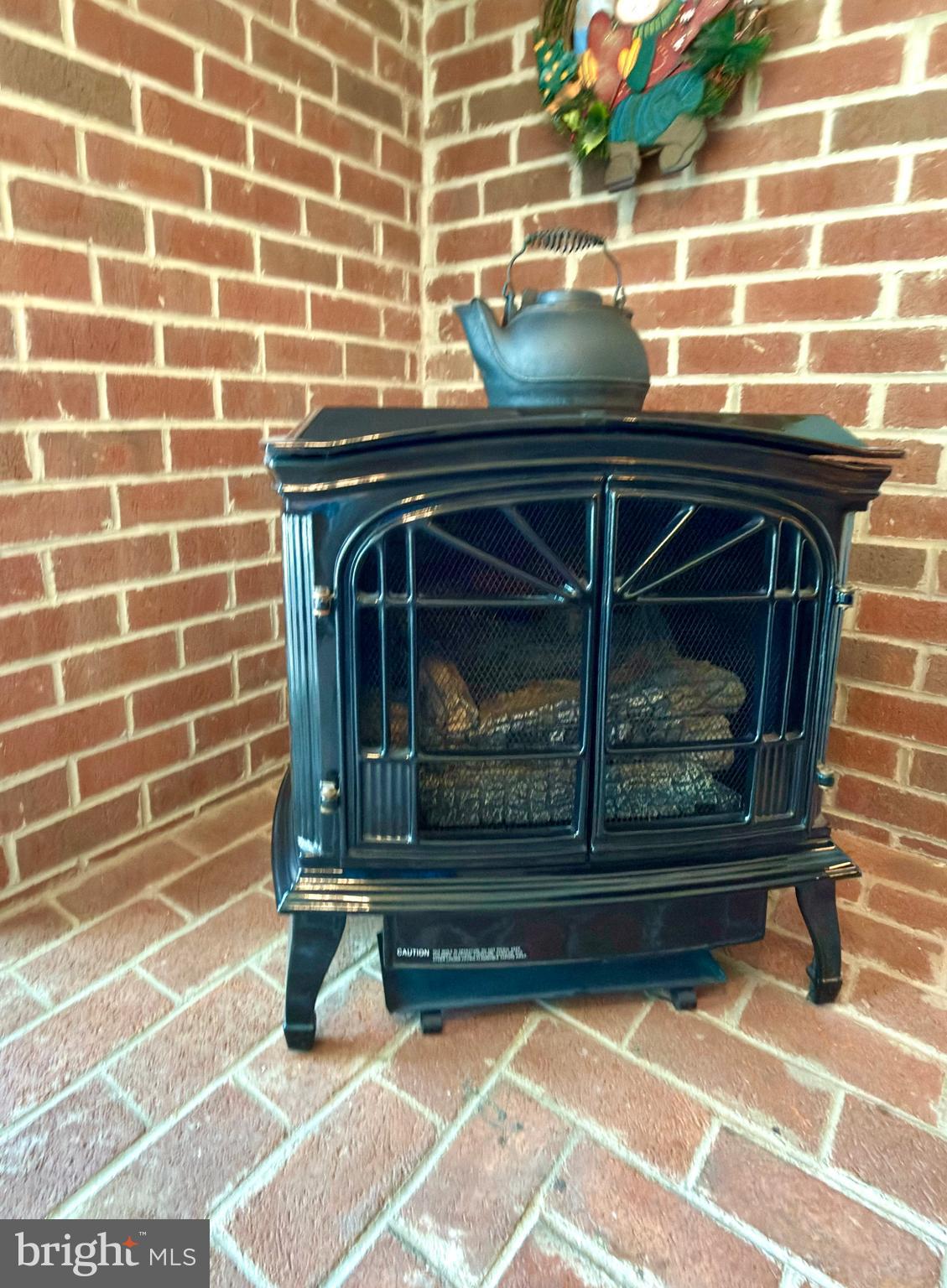 LAKE KARYLBROOK - Residential