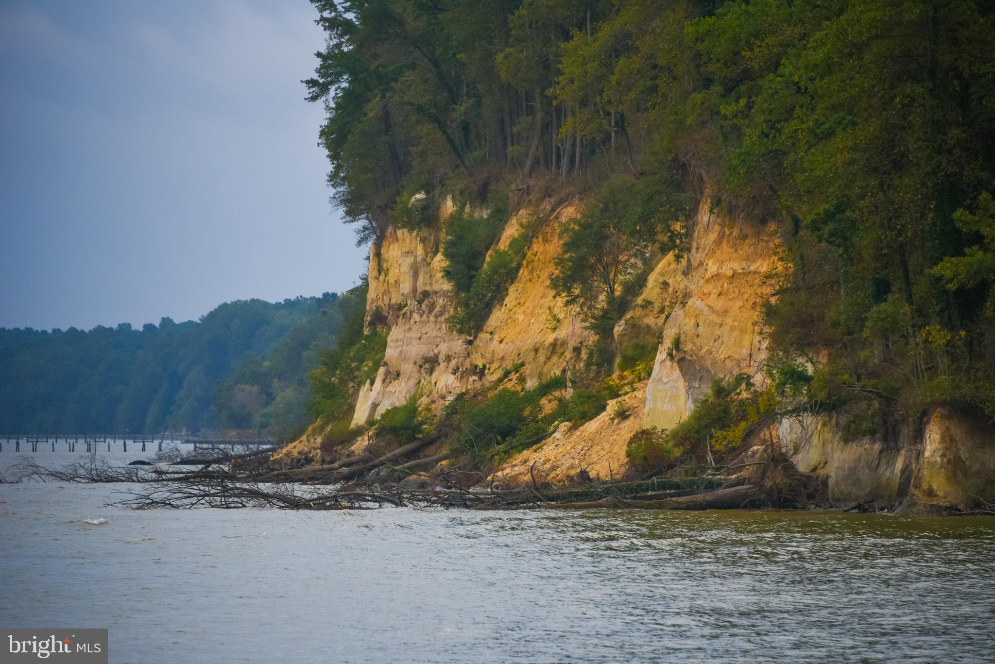 LAKE KARYLBROOK - Residential
