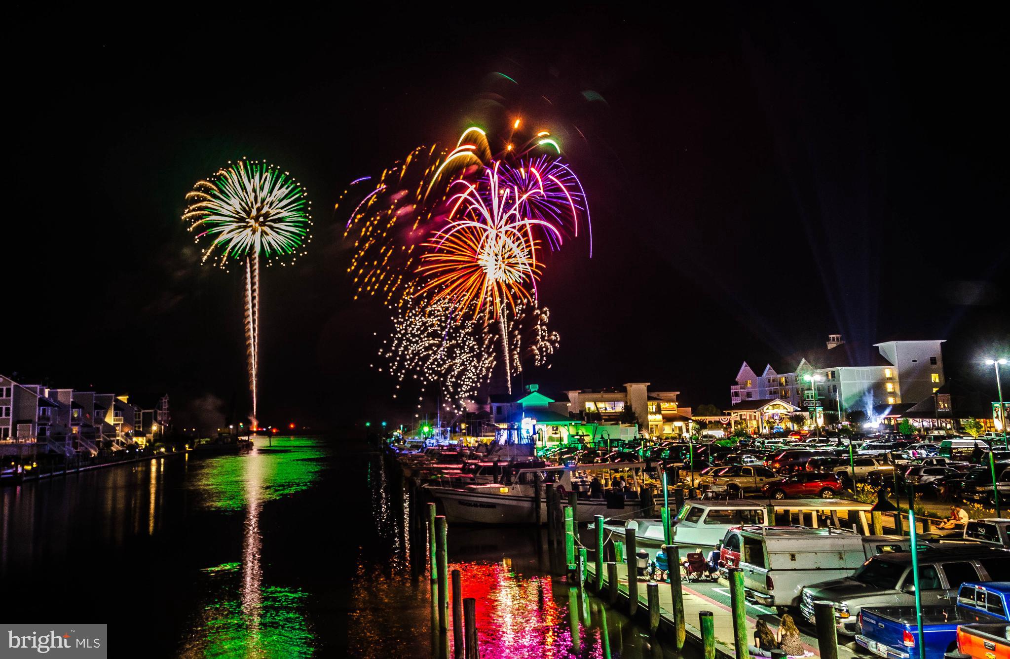 LAKE KARYLBROOK - Residential