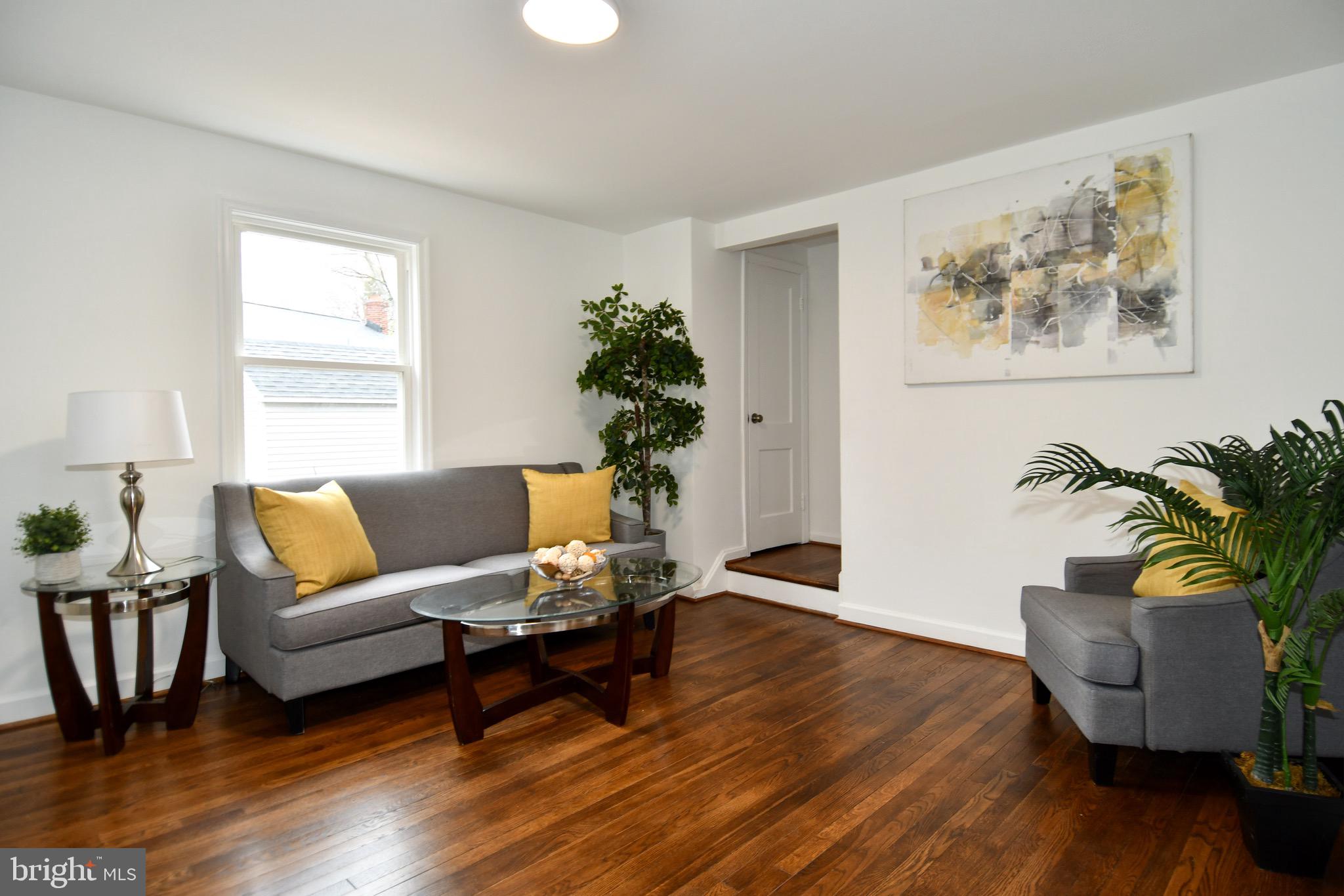 HOLLYWOOD - Residential