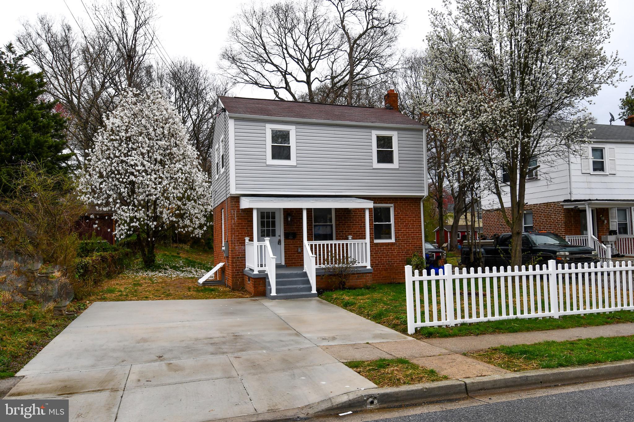 HOLLYWOOD - Residential