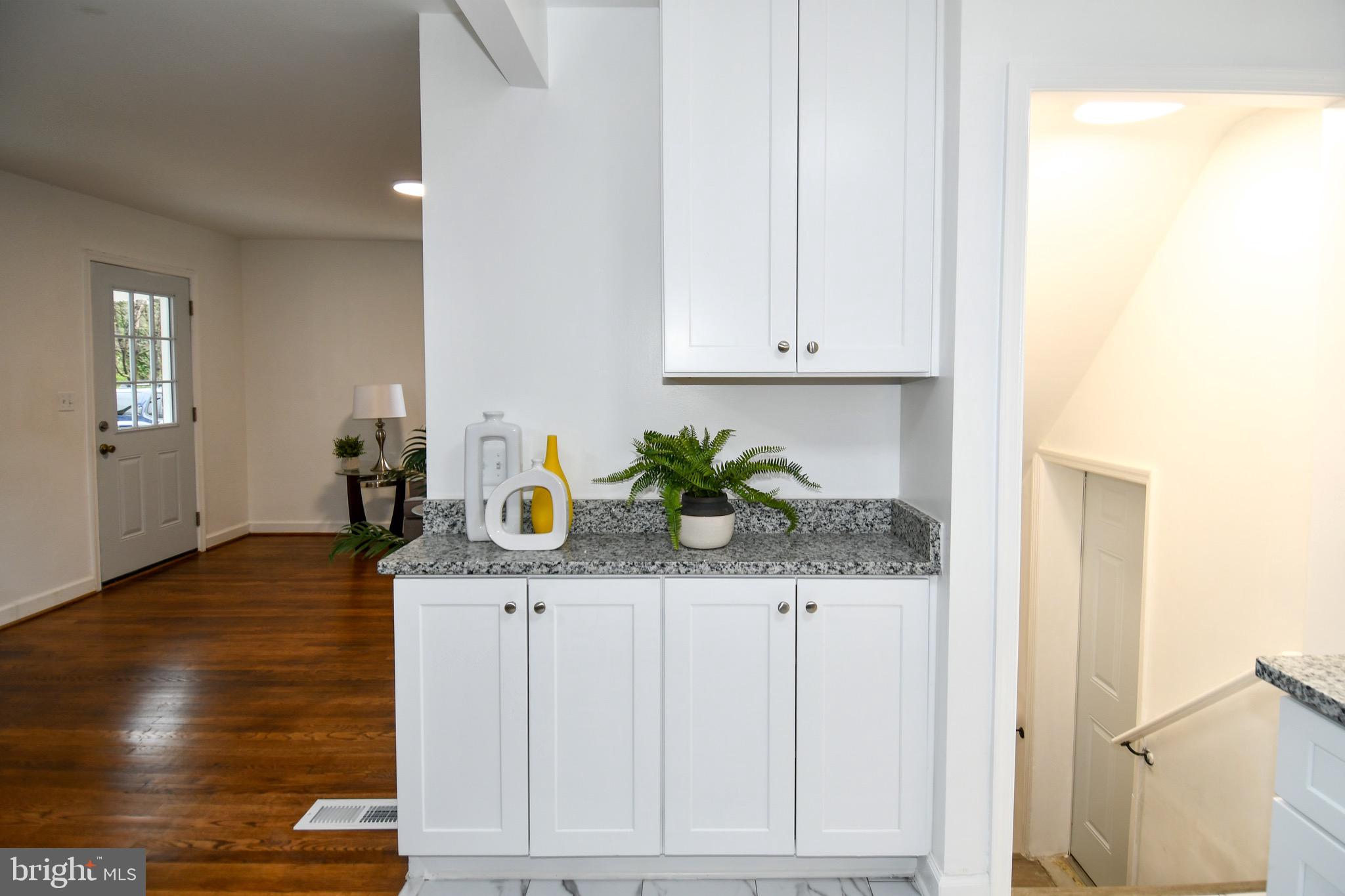 HOLLYWOOD - Residential