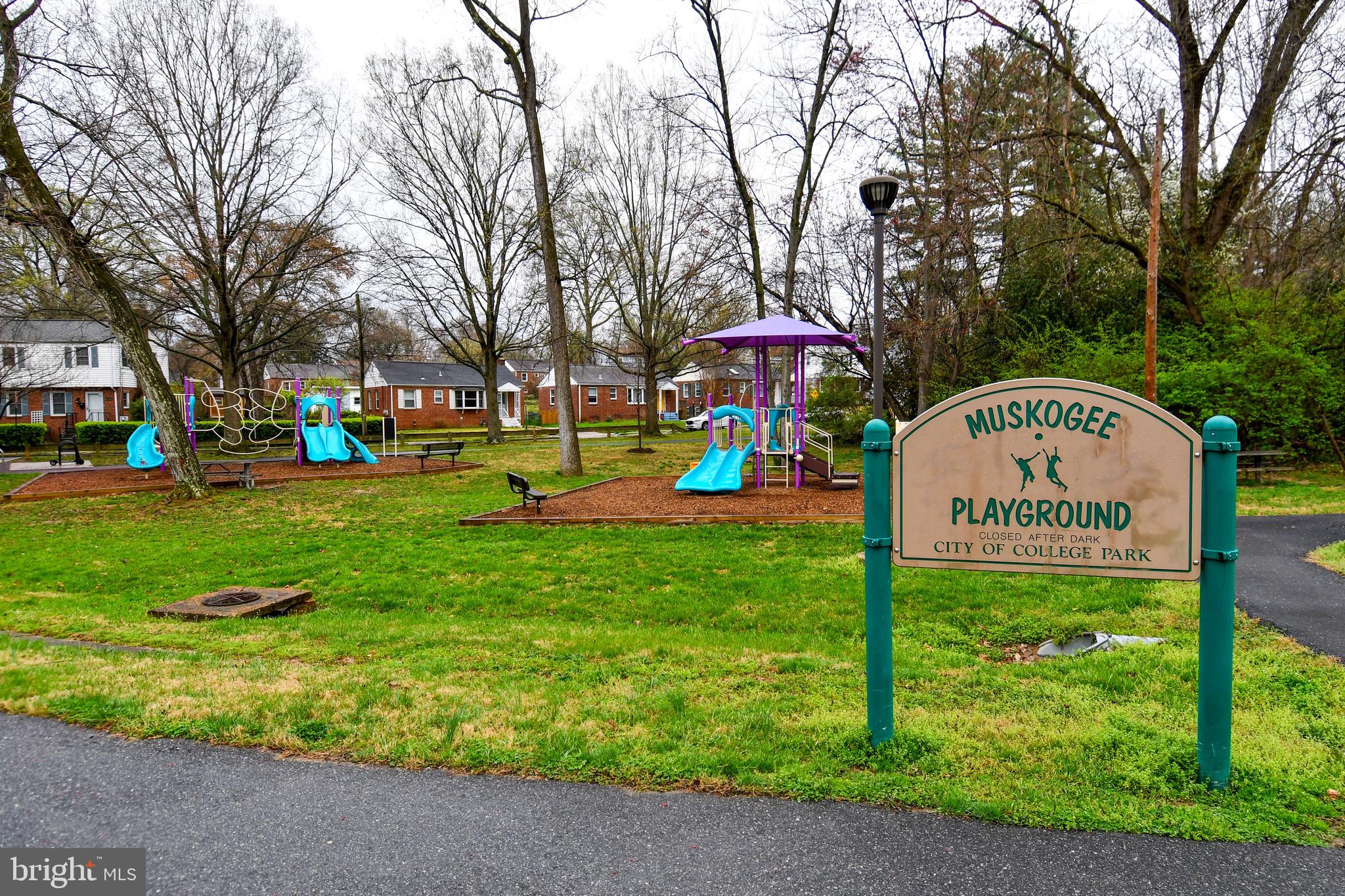 HOLLYWOOD - Residential