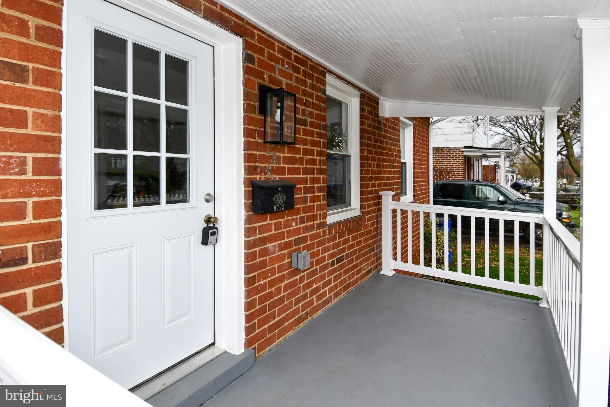 HOLLYWOOD - Residential