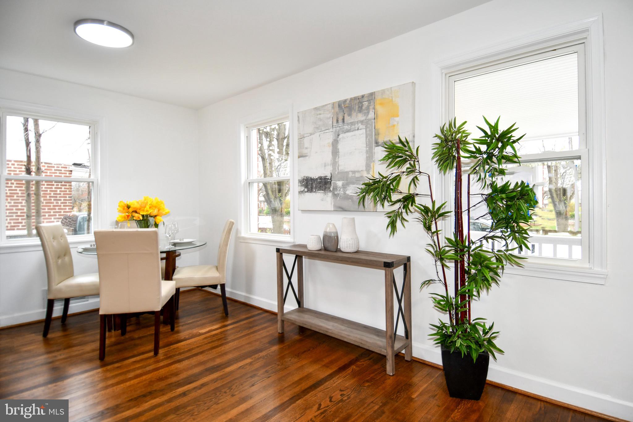 HOLLYWOOD - Residential