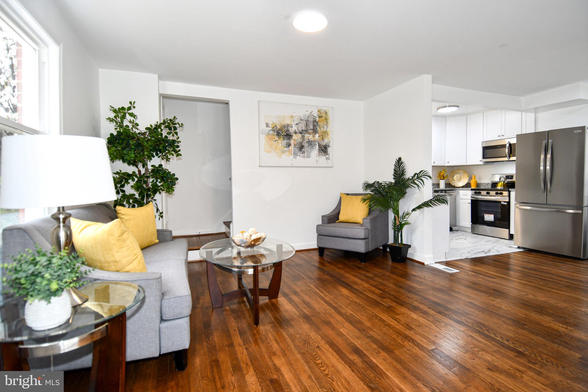 HOLLYWOOD - Residential