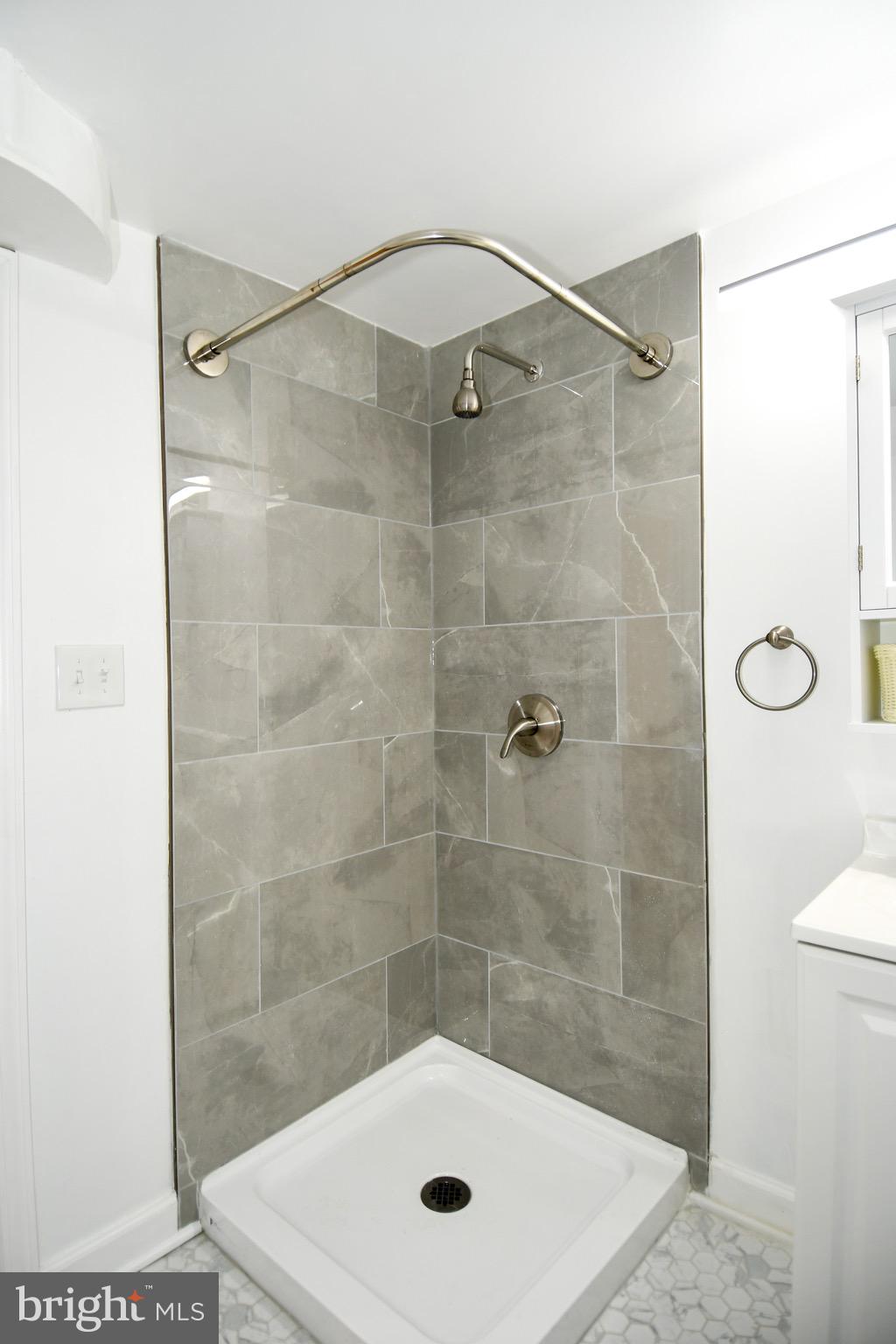 HOLLYWOOD - Residential