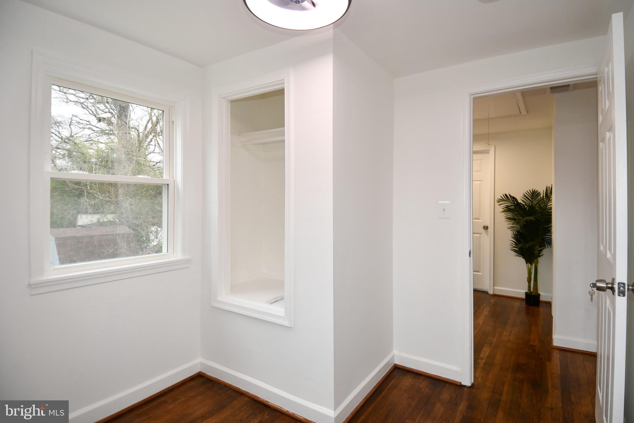 HOLLYWOOD - Residential