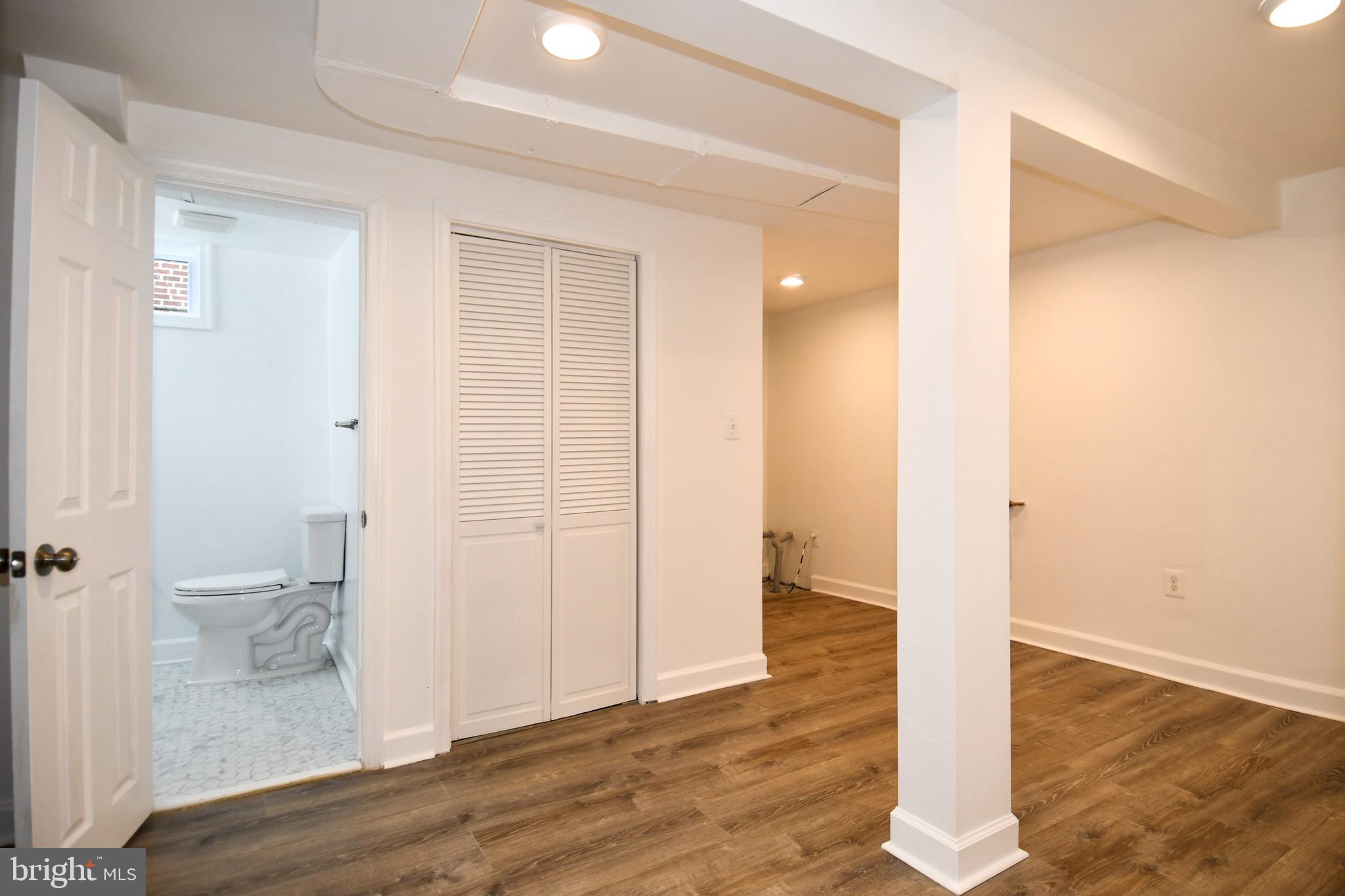 HOLLYWOOD - Residential