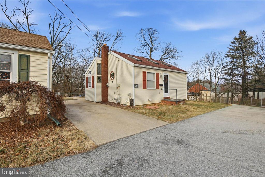 Photo of 51 S 19th Street, LEBANON, PA 17042 (MLS # PALN2024318)
