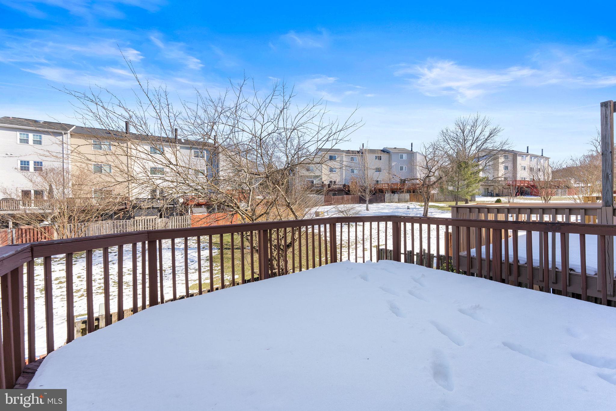 LAKE RIDGE - Residential