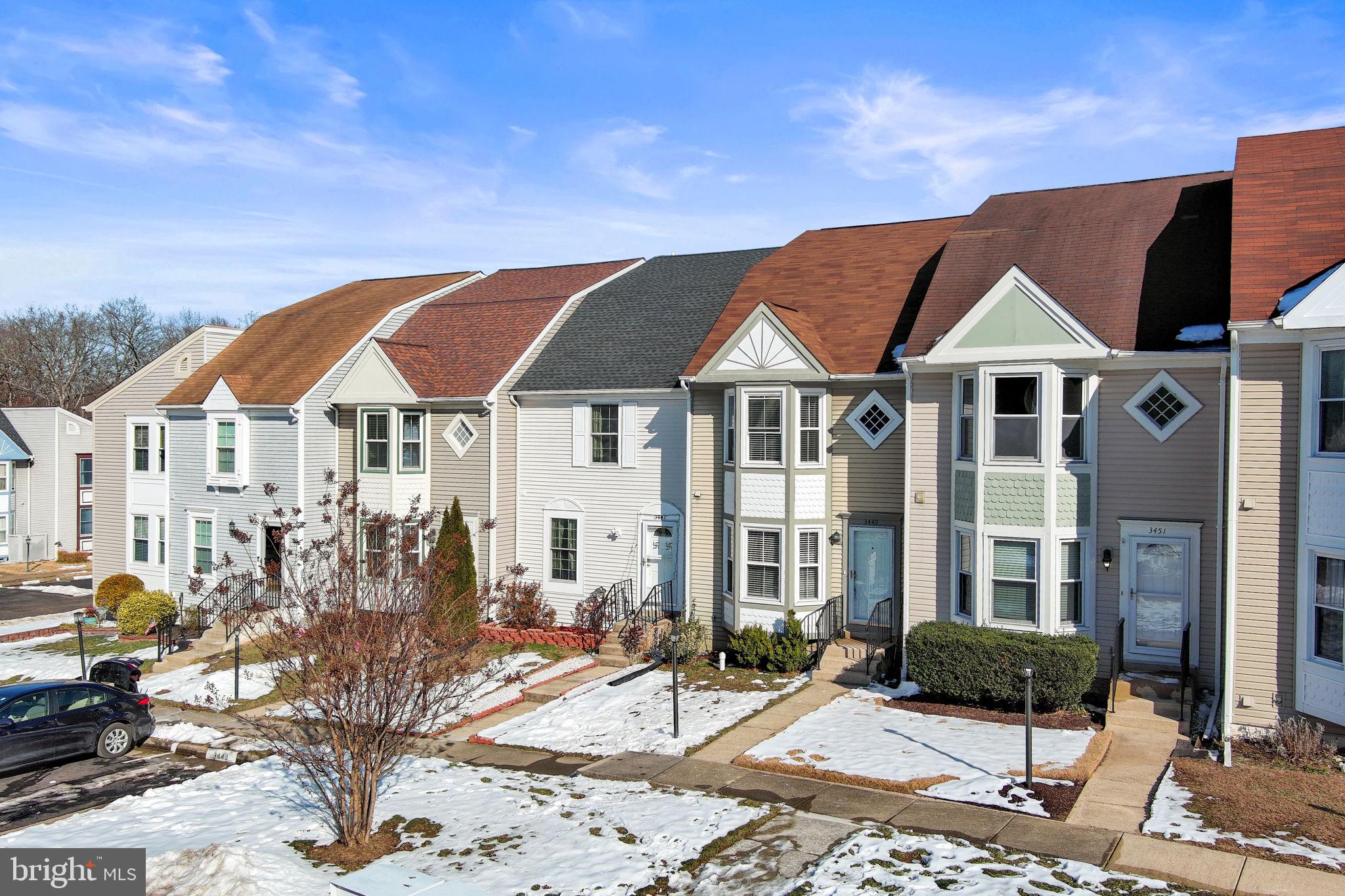 LAKE RIDGE - Residential