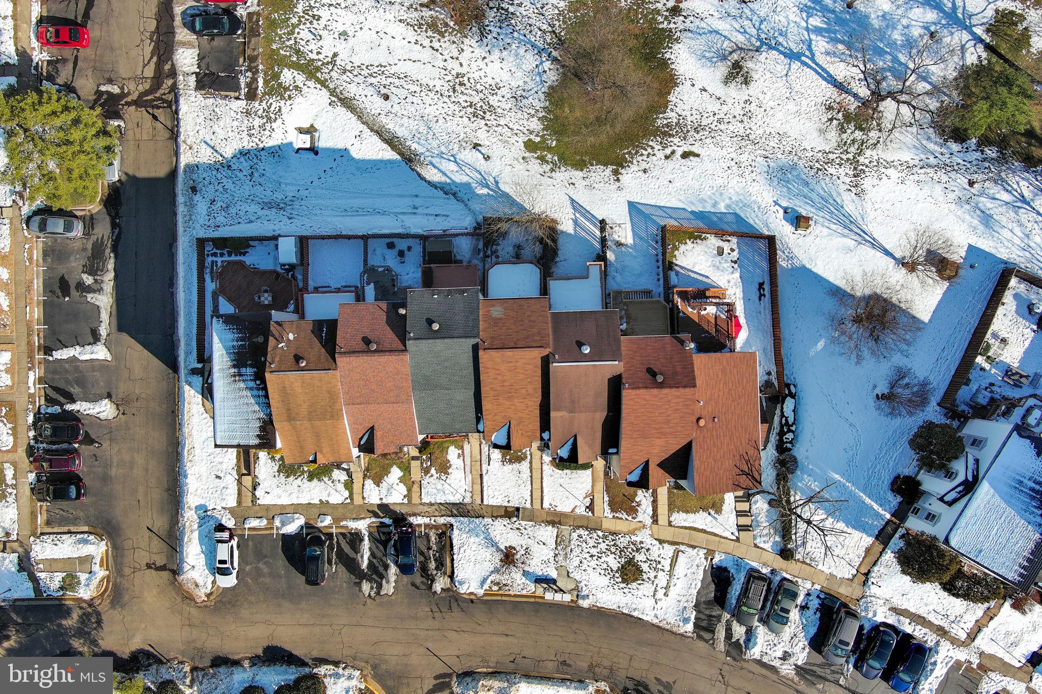 LAKE RIDGE - Residential