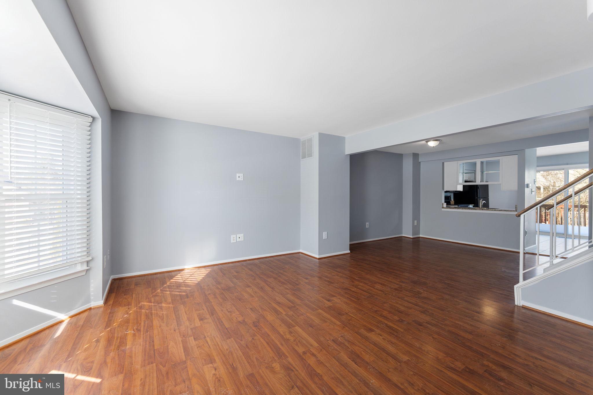 LAKE RIDGE - Residential