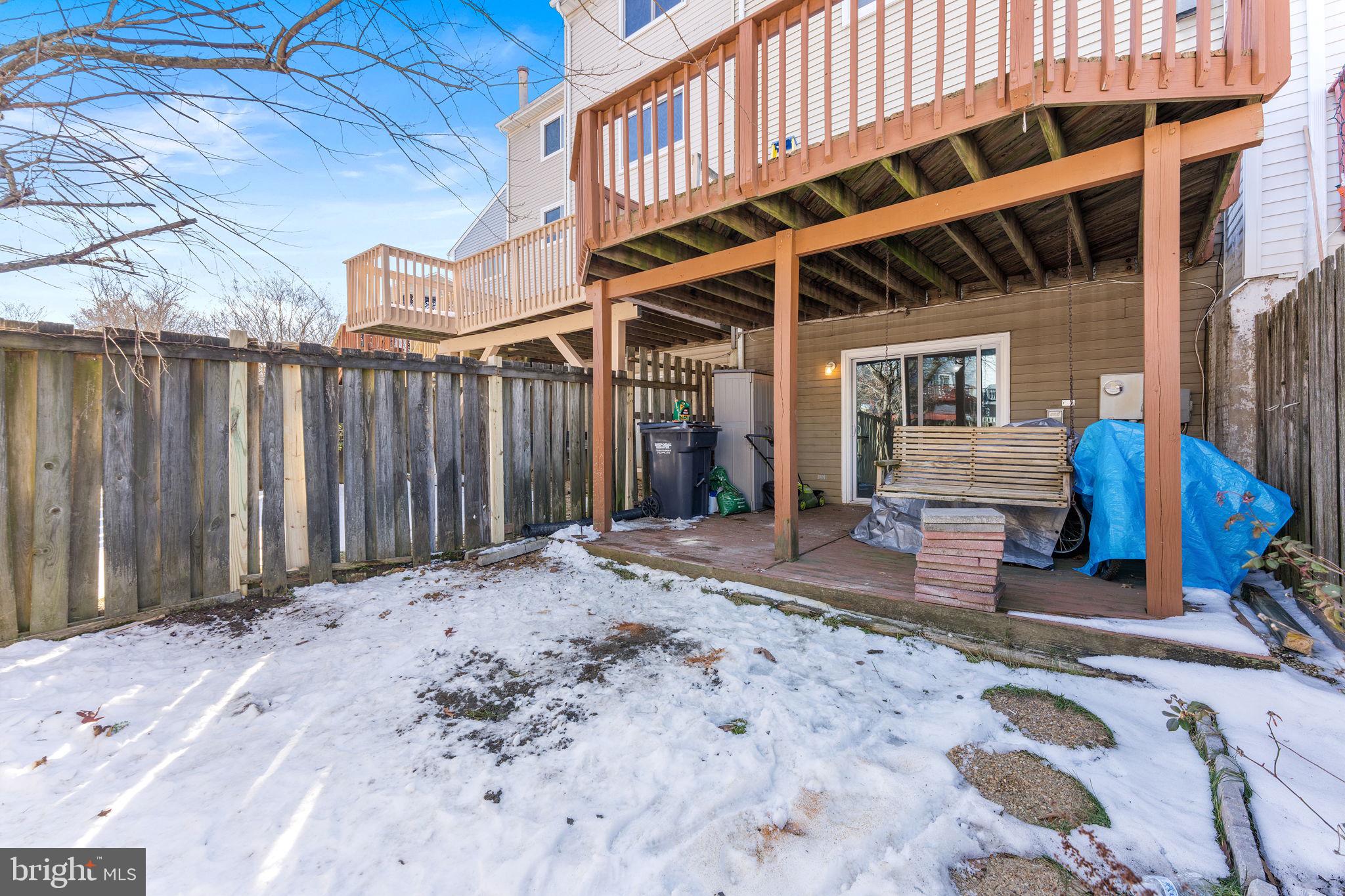 LAKE RIDGE - Residential