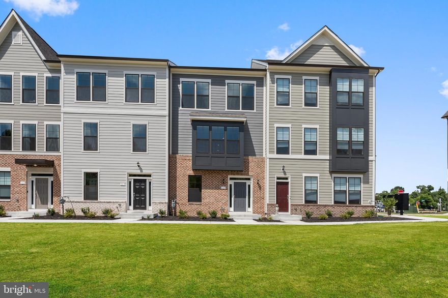 New Construction, November Delivery! Welcome to the Caroline! Choose to enter your home through the attached, rear 2-car garage, or the covered front porch. The entry opens to a spacious great room and full bath that can be used as a second living area, office space, home gym, etc. Walk upstairs to the main level of your home. The open concept design features a stunning kitchen with quartz countertops, white cabinets, decorative hardware, 4 pendant lights, gourmet kitchen, and a generous 11.5’ long island in the center, overlooking the living room and breakfast area. Retreat to the upper level to find your expansive private owner's suite with a walk-in closet, roman shower, and a dual vanity. Two secondary bedrooms, a full bath, and laundry area complete the upper level. Admire the 9-foot ceilings on all three levels of your home! Additional features include hard surface floors throughout, oak stairs, double bay windows, and fully tiled bathrooms. Cantilevered deck with composite decking and vinyl railing included as well! Highlander Par is located on the Virginia Central Railway (VCR) Trail and is less than a mile walk to the heart of Downtown Fredericksburg and the Virginia Railway Express (VRE) into Washington, DC. Don’t miss out on this wonderful opportunity, call today! *Photos are for illustrative purposes and may differ from actual home* NOW OFFERING $7K TOWARDS CLOSING COSTS + 2% OF THE LOAN AMOUNT TO HELP YOU BUY DOWN YOUR RATE!!! DON'T MISS OUT ON THIS SPECIAL PROMOTION...CALL TODAY! (WITH USE OF PREFERRED LENDER AND TITLE)