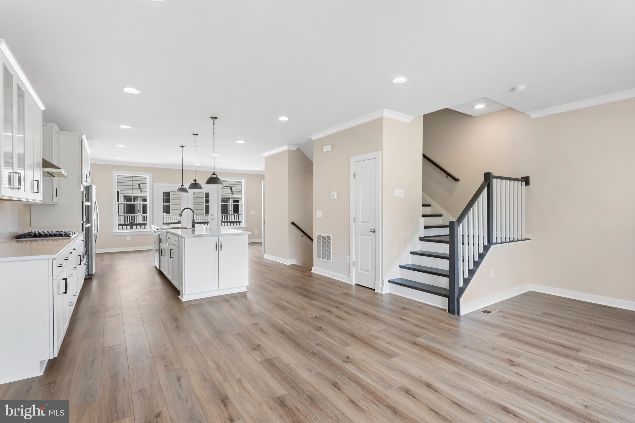 HIGHLANDER PARK - Residential