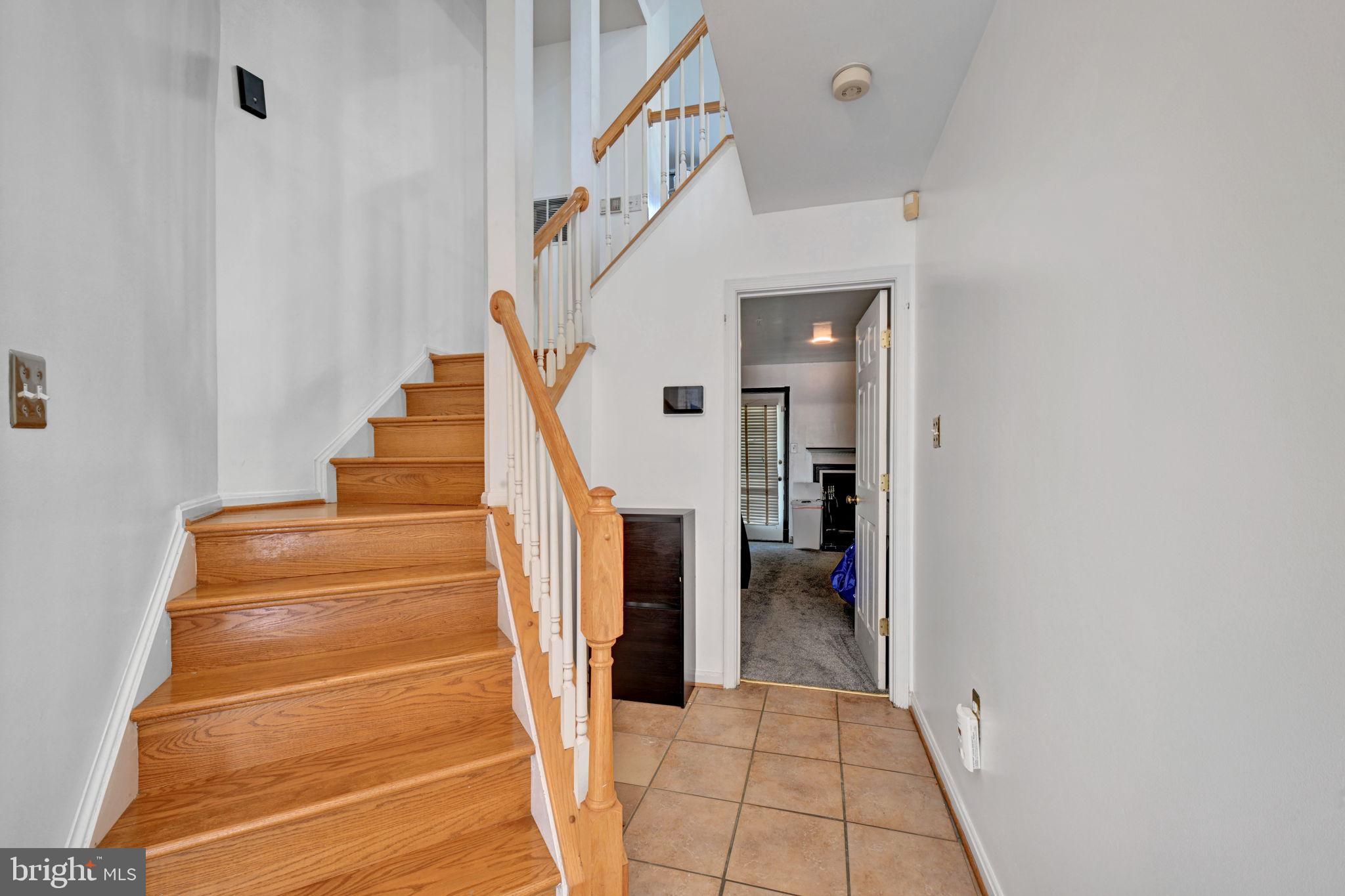 4446 SWINDON TERRACE
