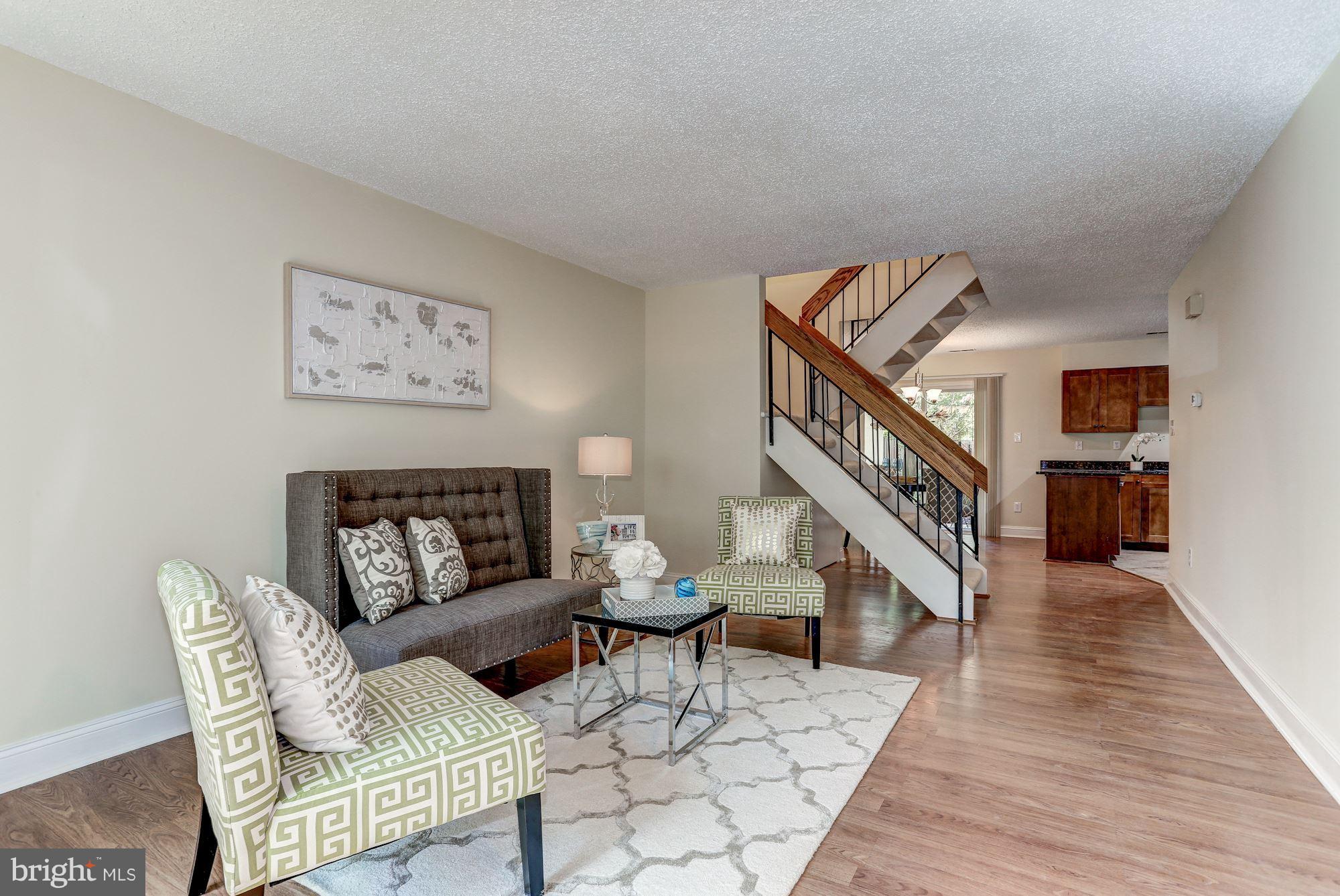 RESTON - Residential