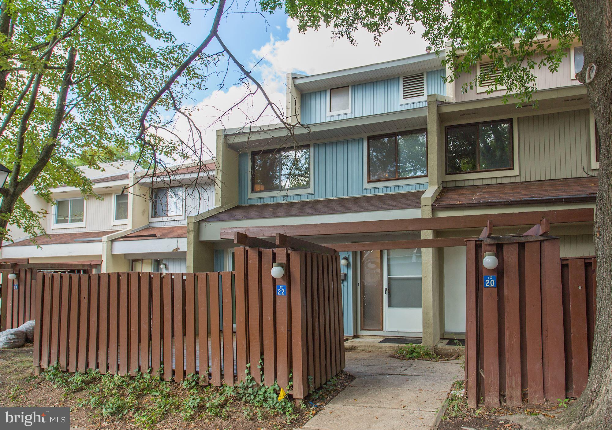 RESTON - Residential