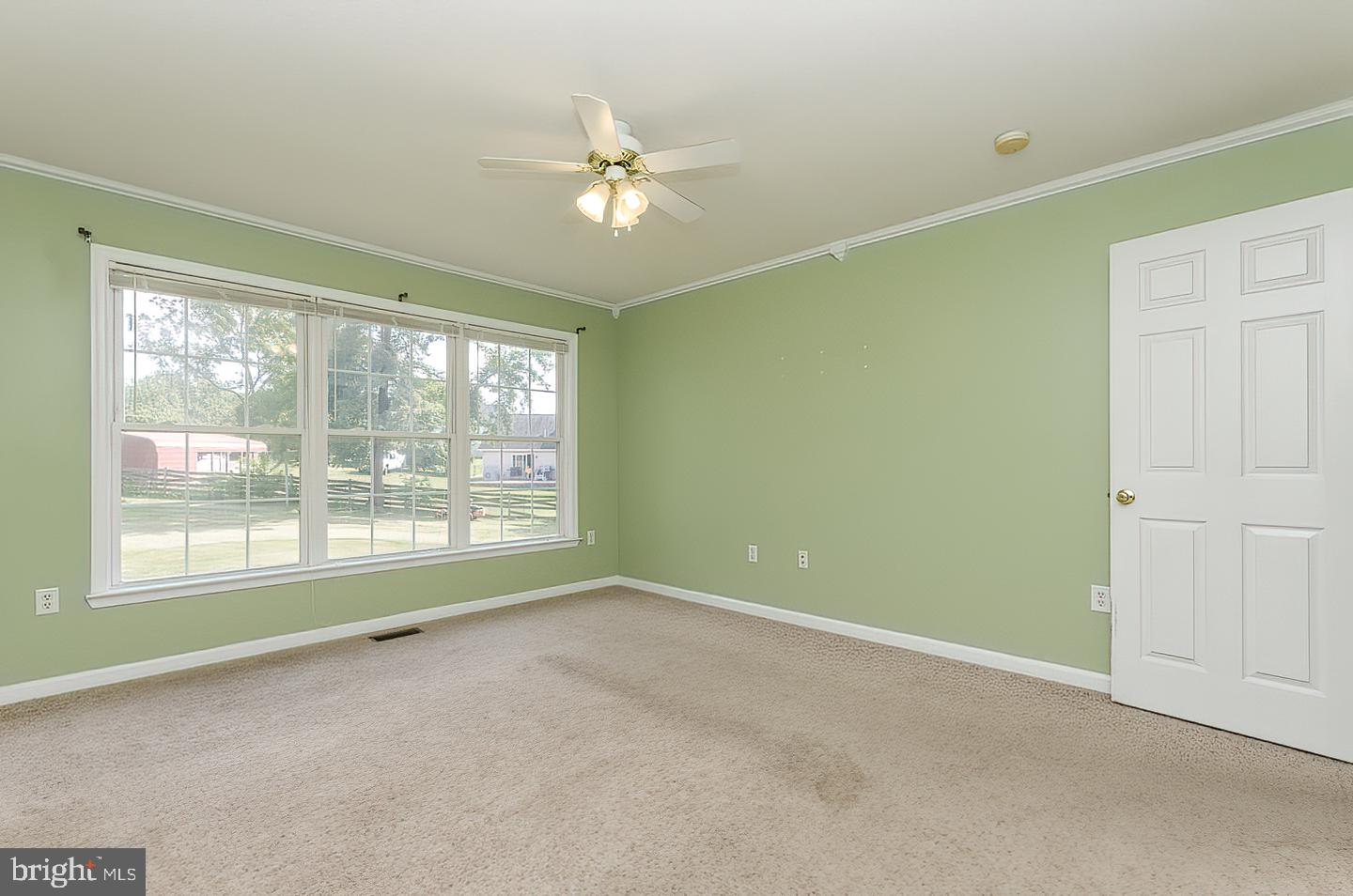 FORT HILL FARMS - Residential