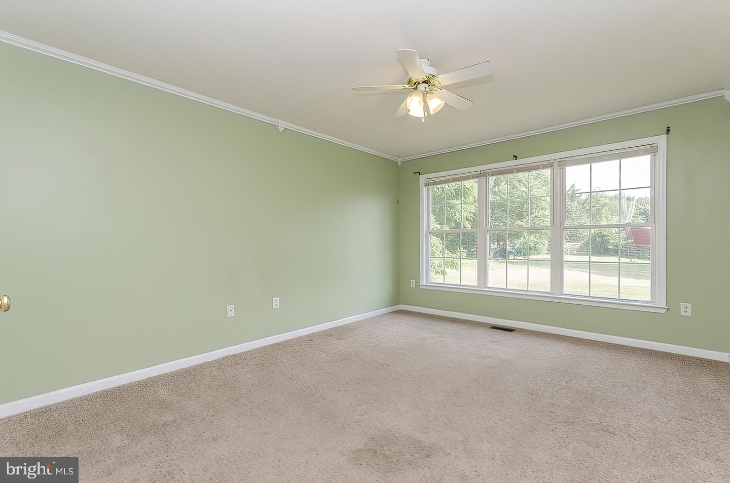 FORT HILL FARMS - Residential