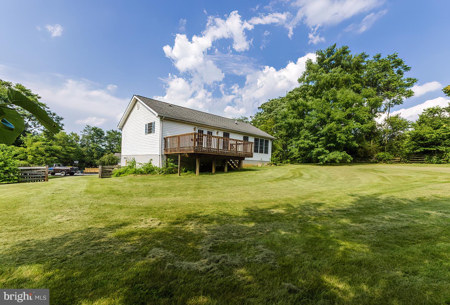 FORT HILL FARMS - Residential