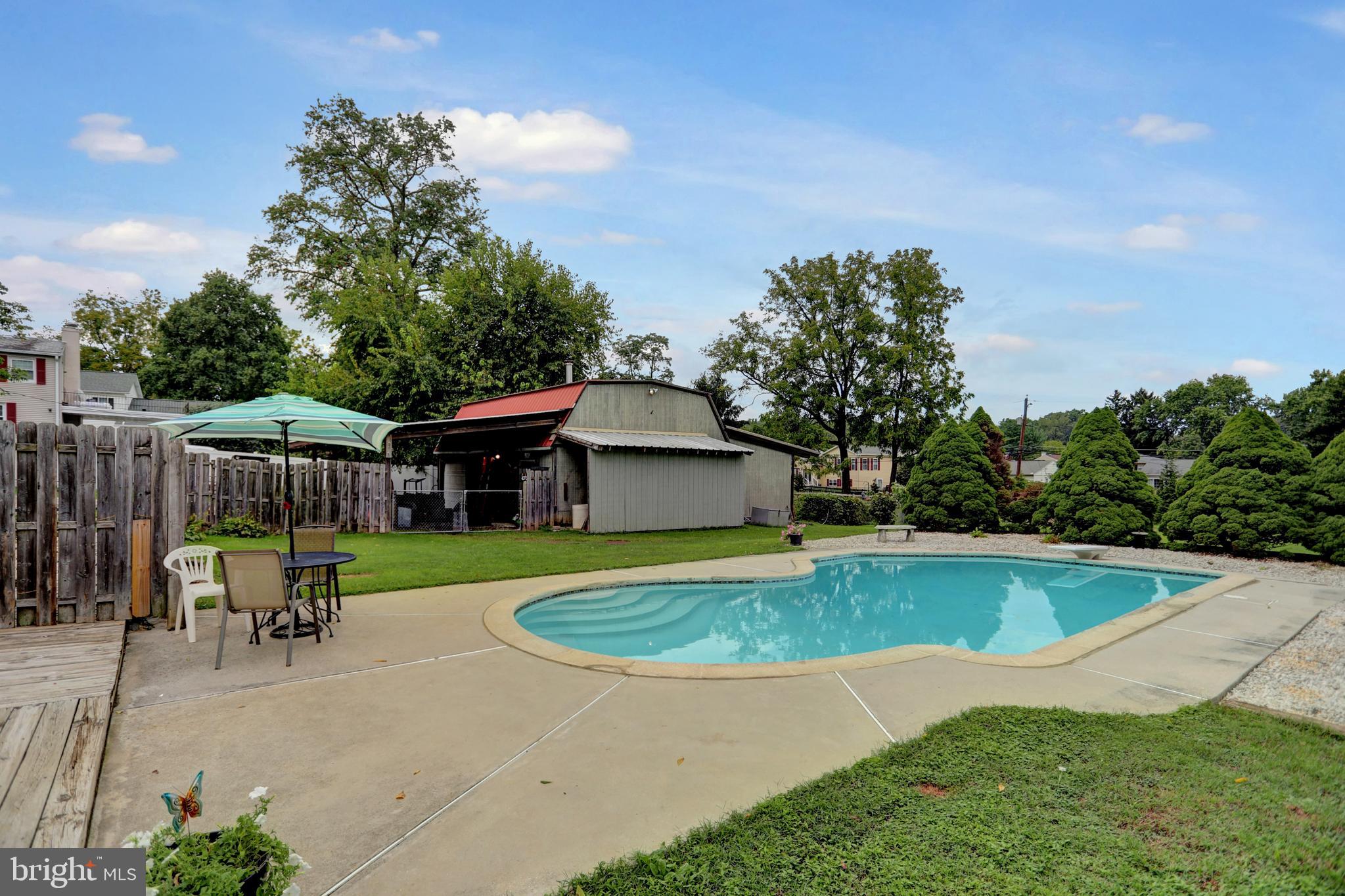 PINE VALLEY - Residential