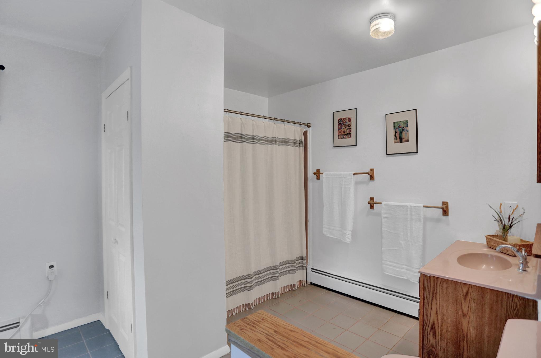 PINE VALLEY - Residential