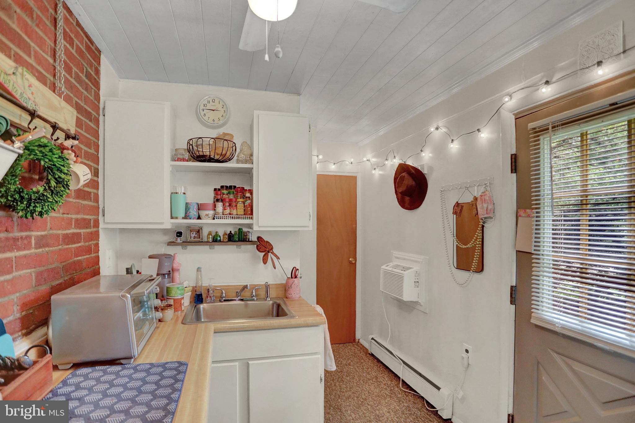 PINE VALLEY - Residential