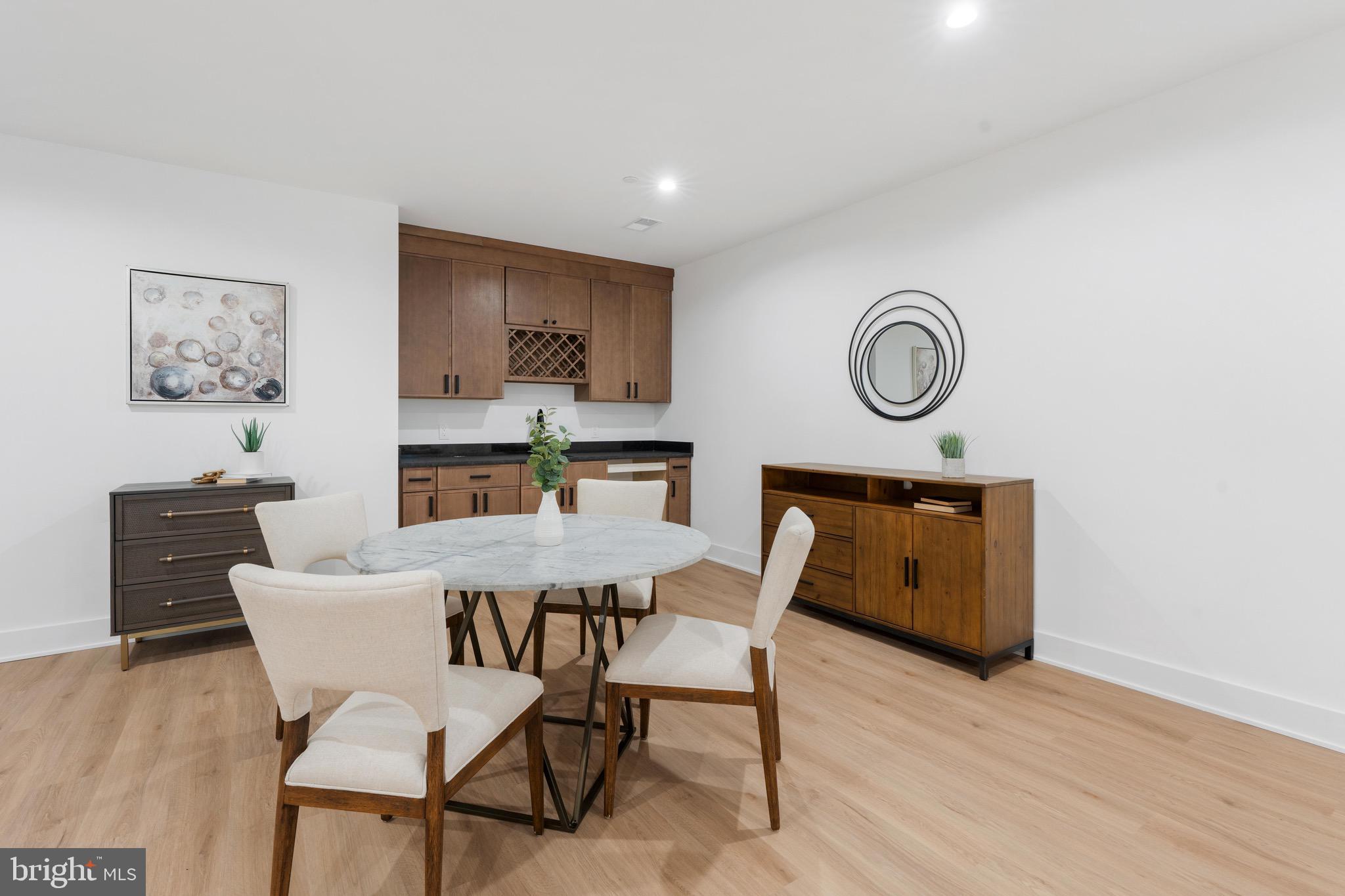 PARKWOOD - Residential