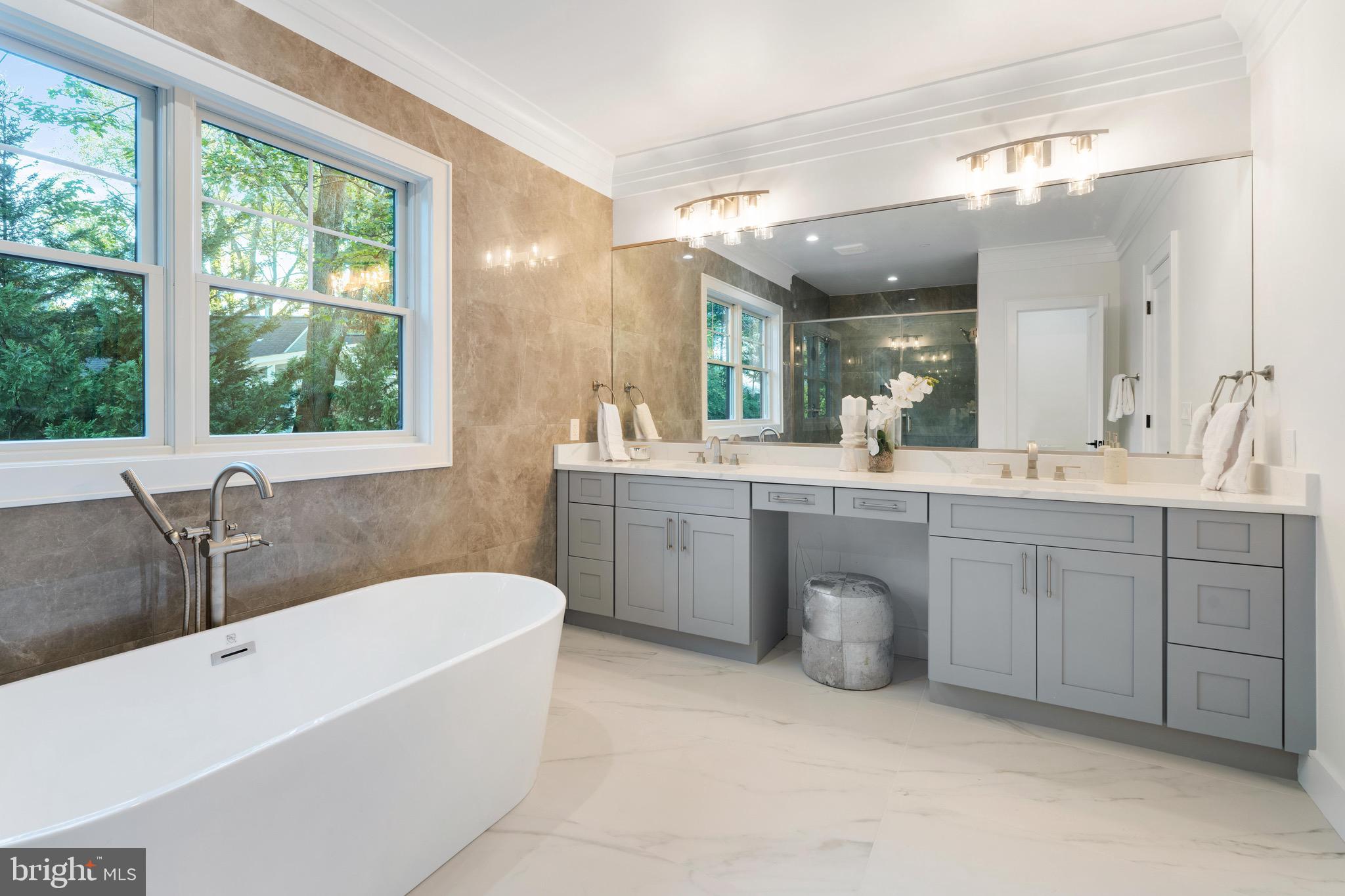 PARKWOOD - Residential