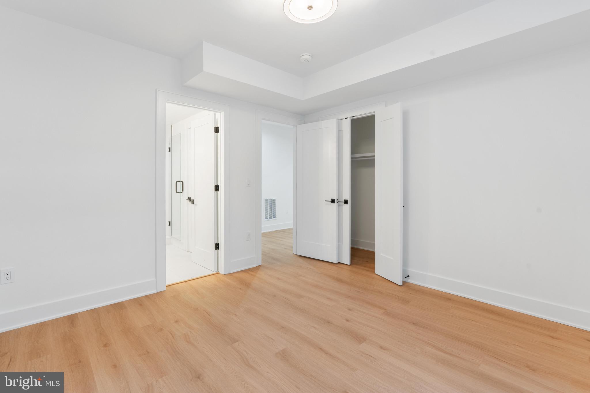 PARKWOOD - Residential