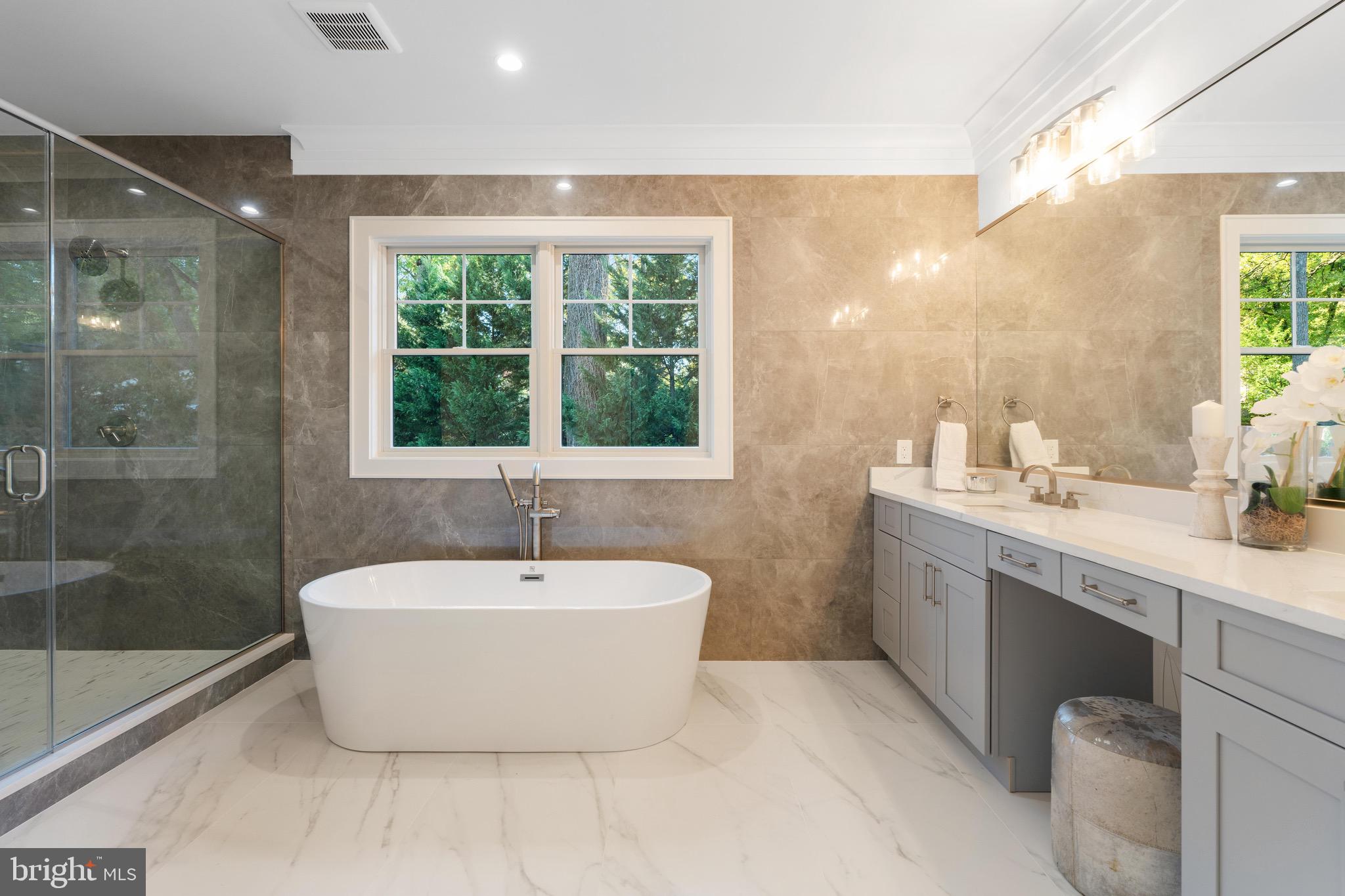 PARKWOOD - Residential