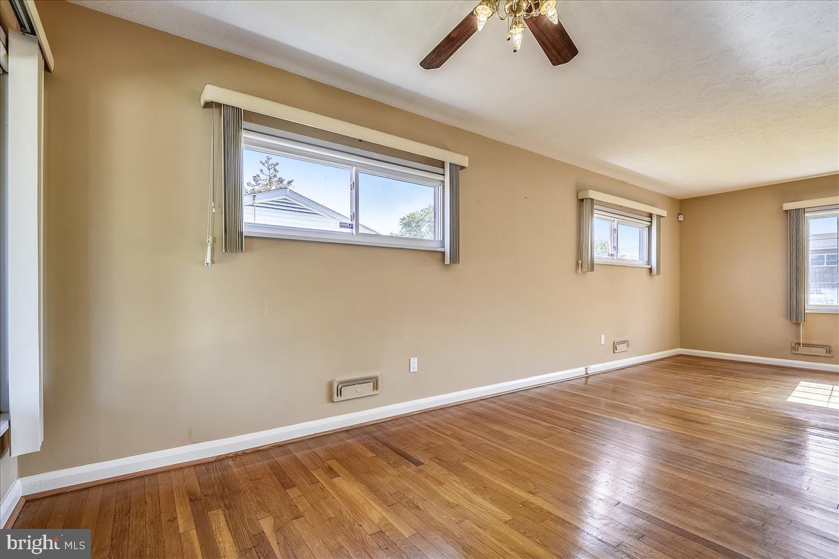 WESTVIEW PARK - Residential