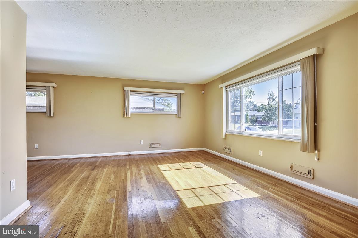 WESTVIEW PARK - Residential