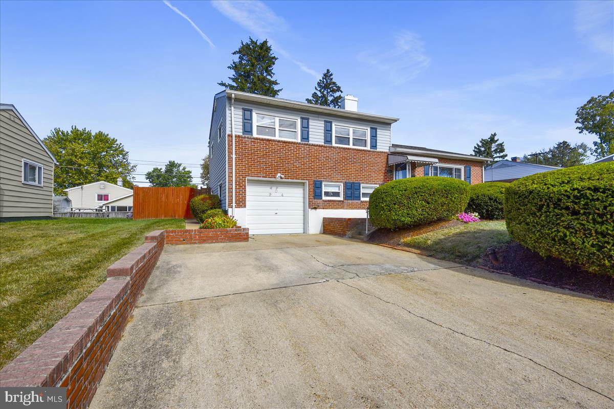 WESTVIEW PARK - Residential