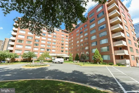 1111 Arlington Boulevard Unit 115, Arlington, VA MLS: VAAR2069370