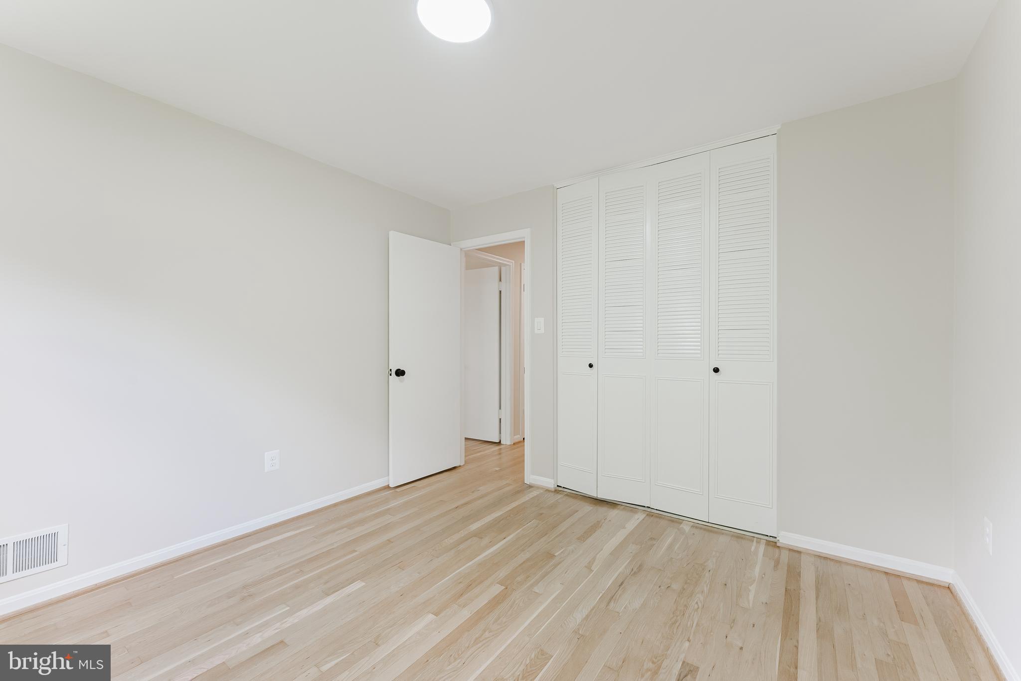 KINGS PARK WEST - Residential